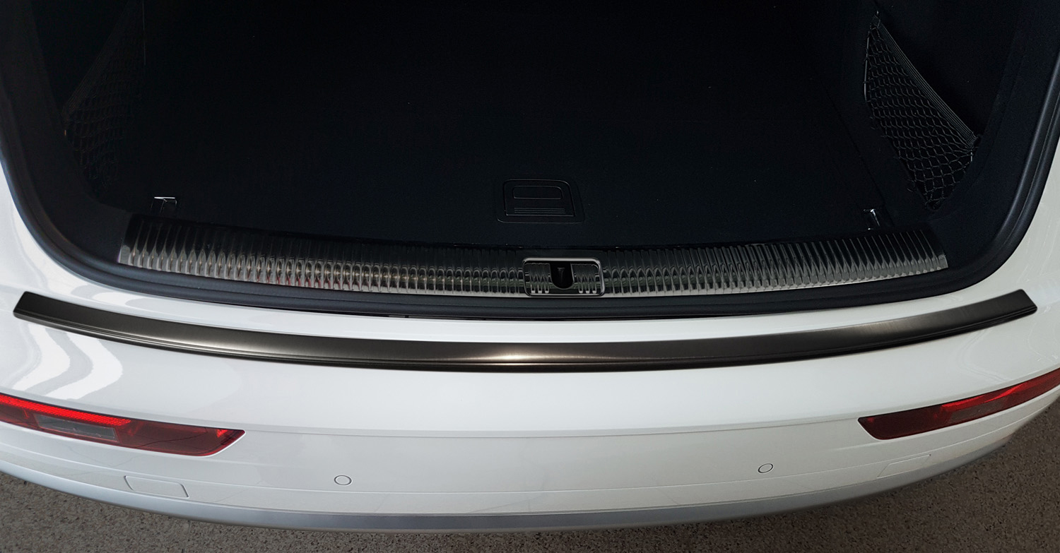 43074-Weyer-Edelstahl-Ladekantenschutz-schwarz-Audi-Q5-II-2