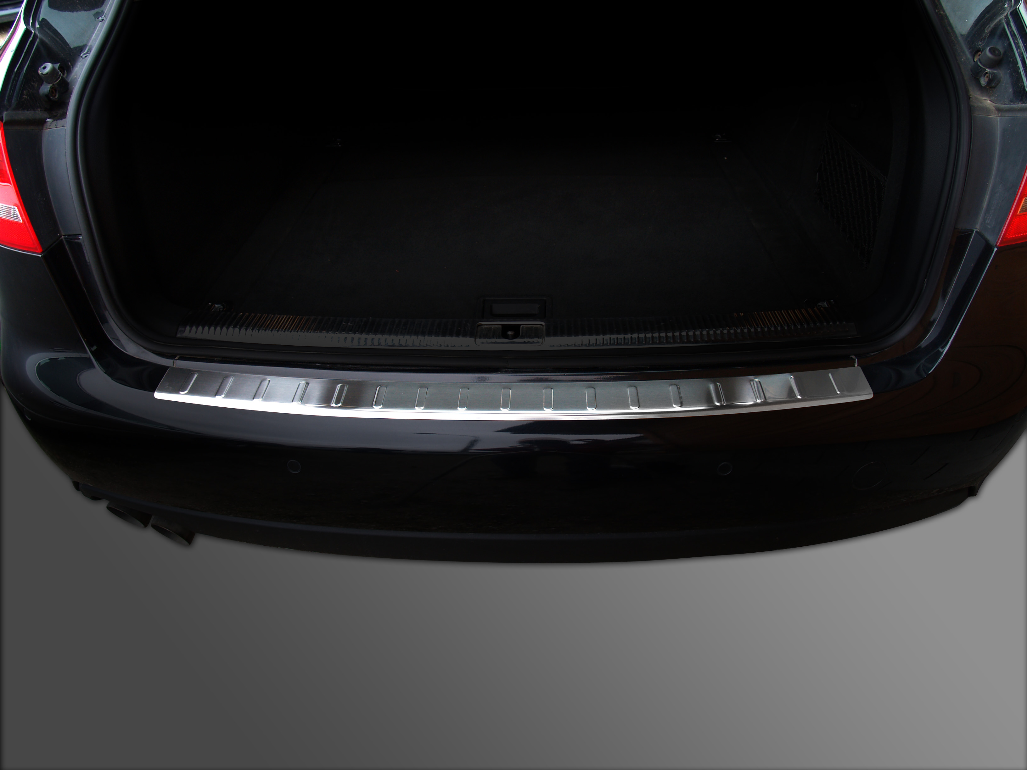 44504_Ladekantenschutz_Audi-A4_-B8_Avant