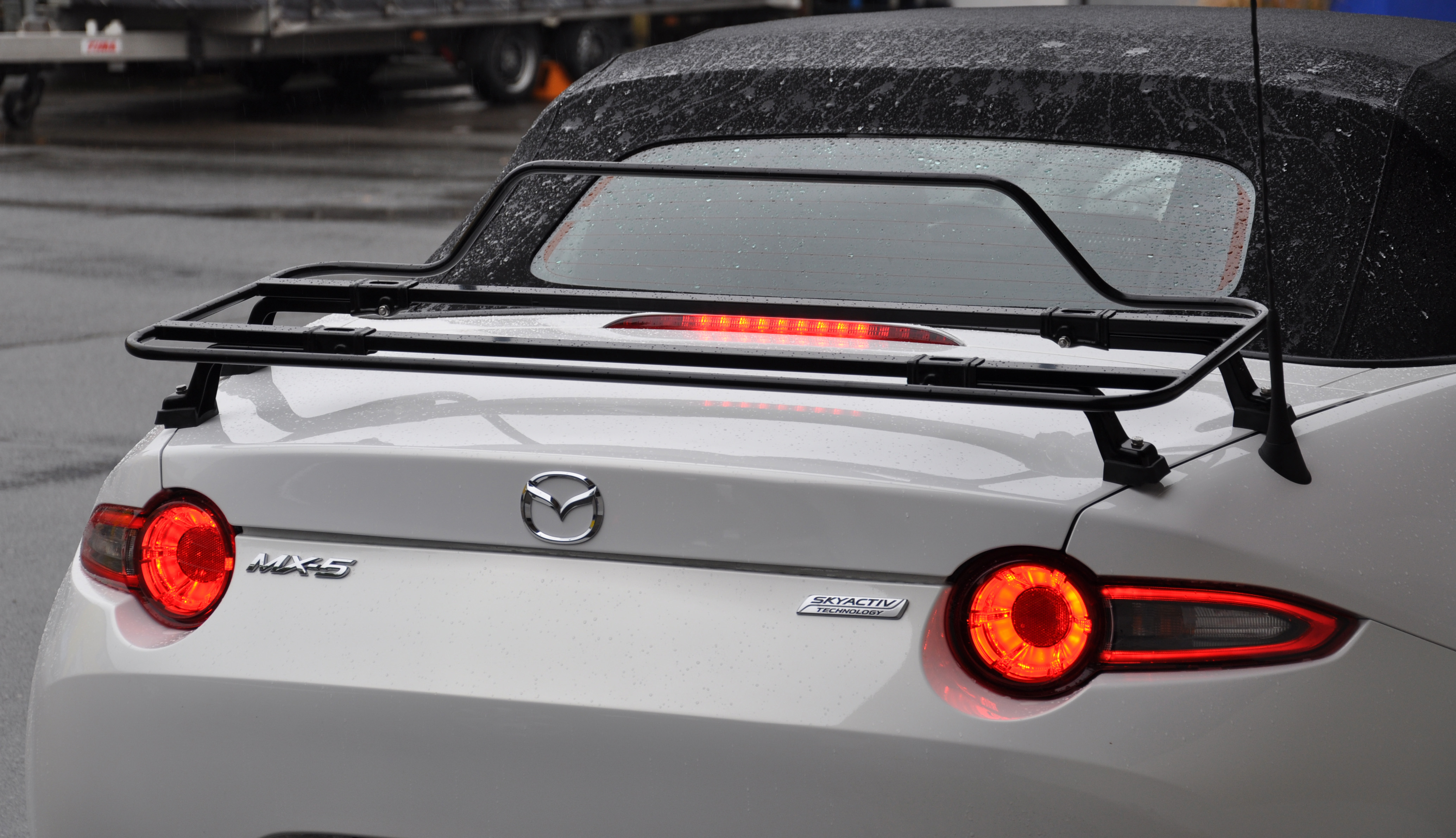 Roadstertr-ger-Spring-f-r-Mazda-MX5-1