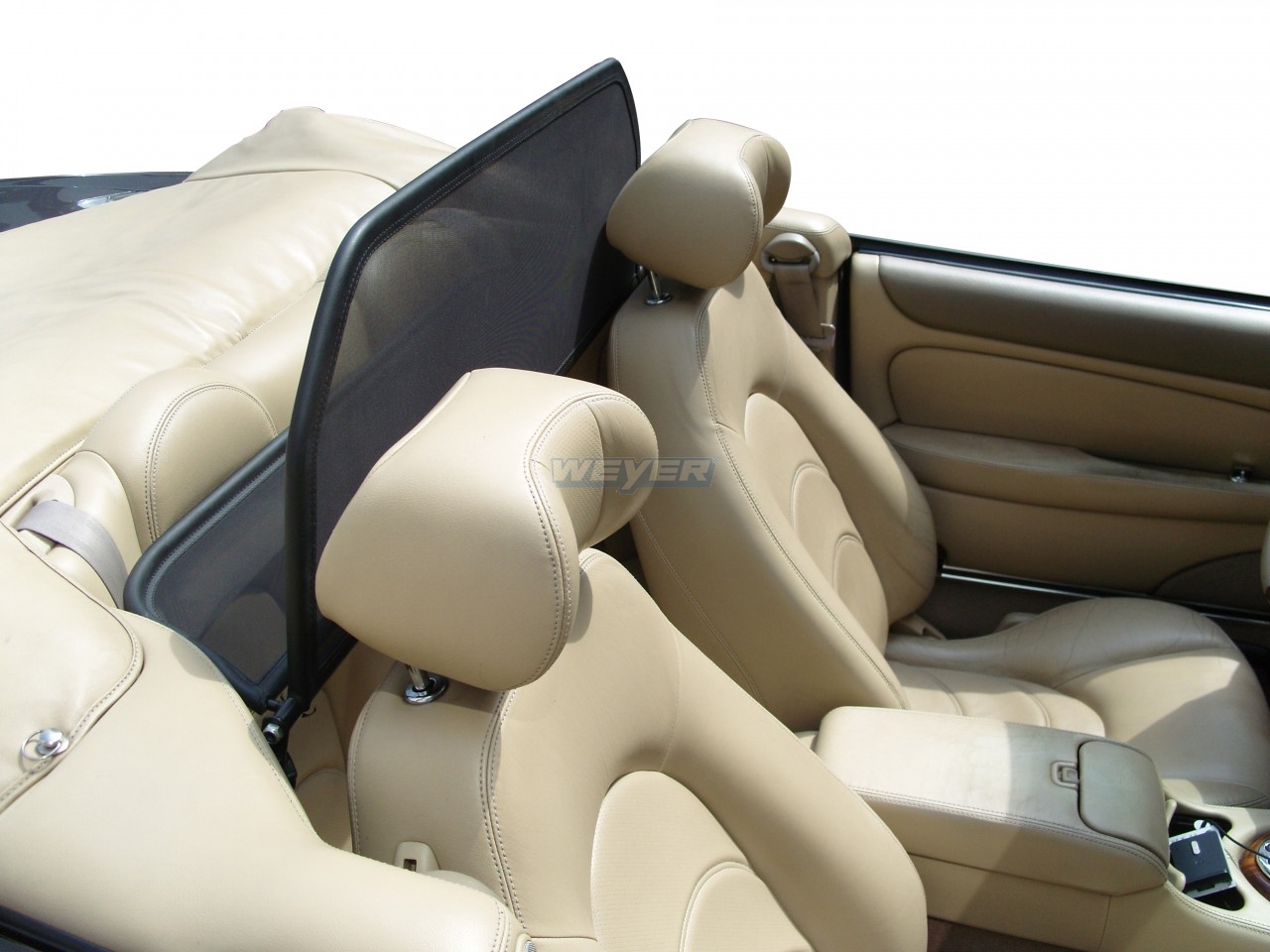 WI1019_Jaguar-XK8-156dd97c00b3c2_1280x1280