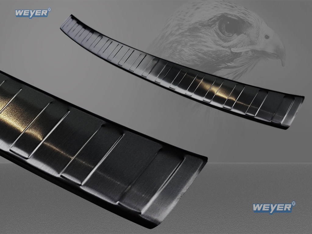 43220-Weyer-Edelstahl-Ladekantenschutz-BMW-3-7-Touring-G21-graphit-blackline-4