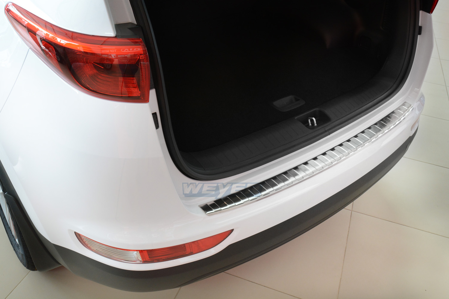 44647-Ladekantenschutz-Kia-Sportage-IV-3