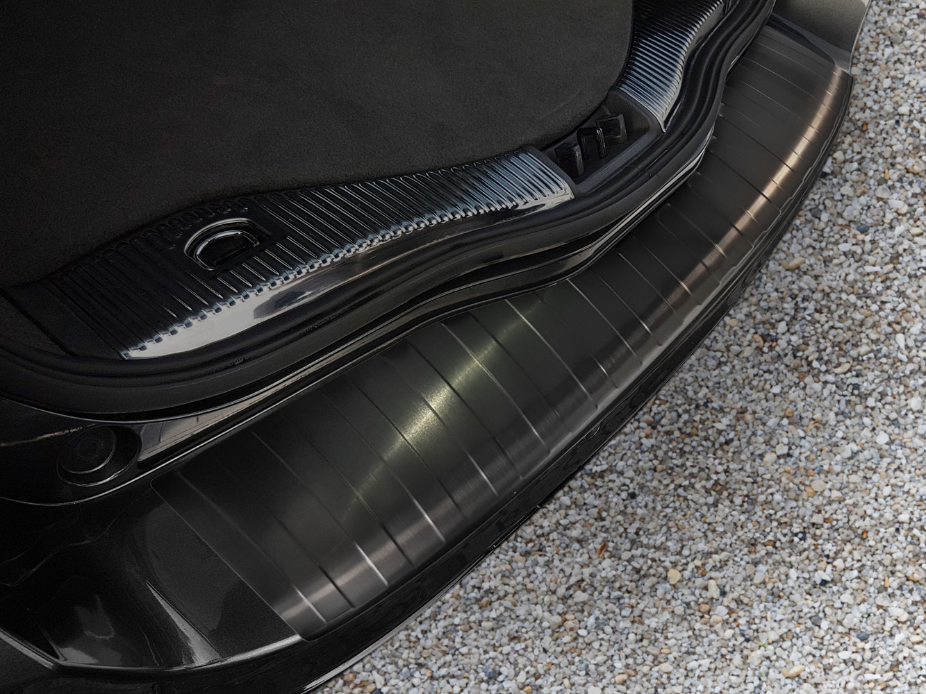 43045-Weyer-Ladekanteschutz-Ford-Mondeo-MK5-Kombi