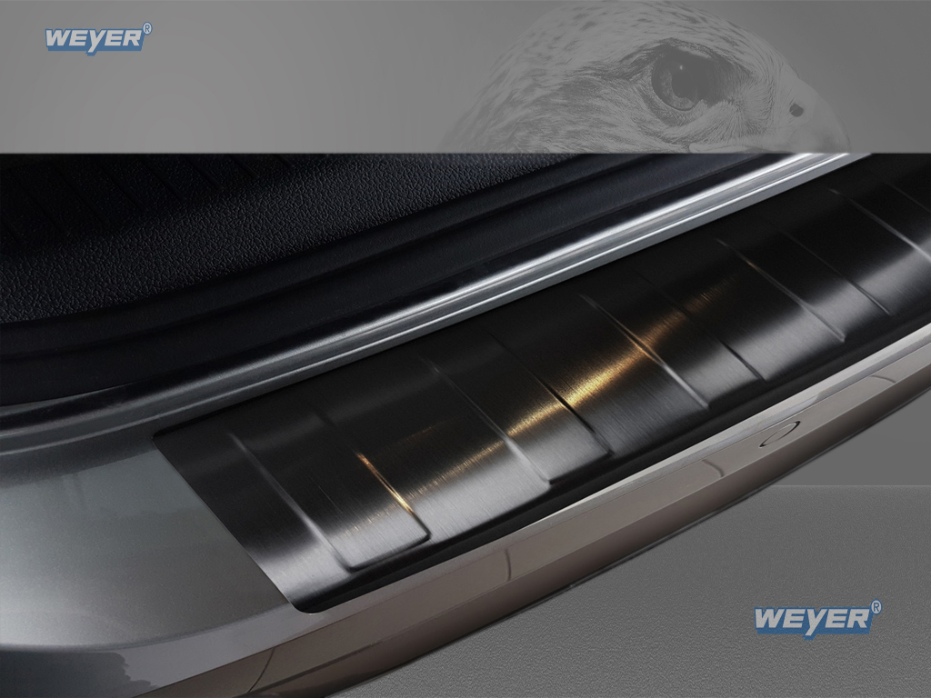 43161-Weyer-Edelstahl-Ladekantenschutz-VW-Golf-7-Variant-graphit-blackline-1 VW GOLF VII Station Wagon 2017-2020, WEYER stainless steel rear bumper protection - graphite-/black satin finish