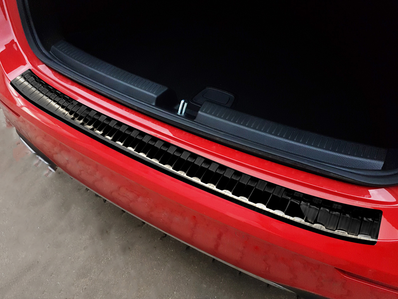43197Weyer-Edelstahl-Ladekantenschutz-Mercedes-A-Klasse-W177-Black-2