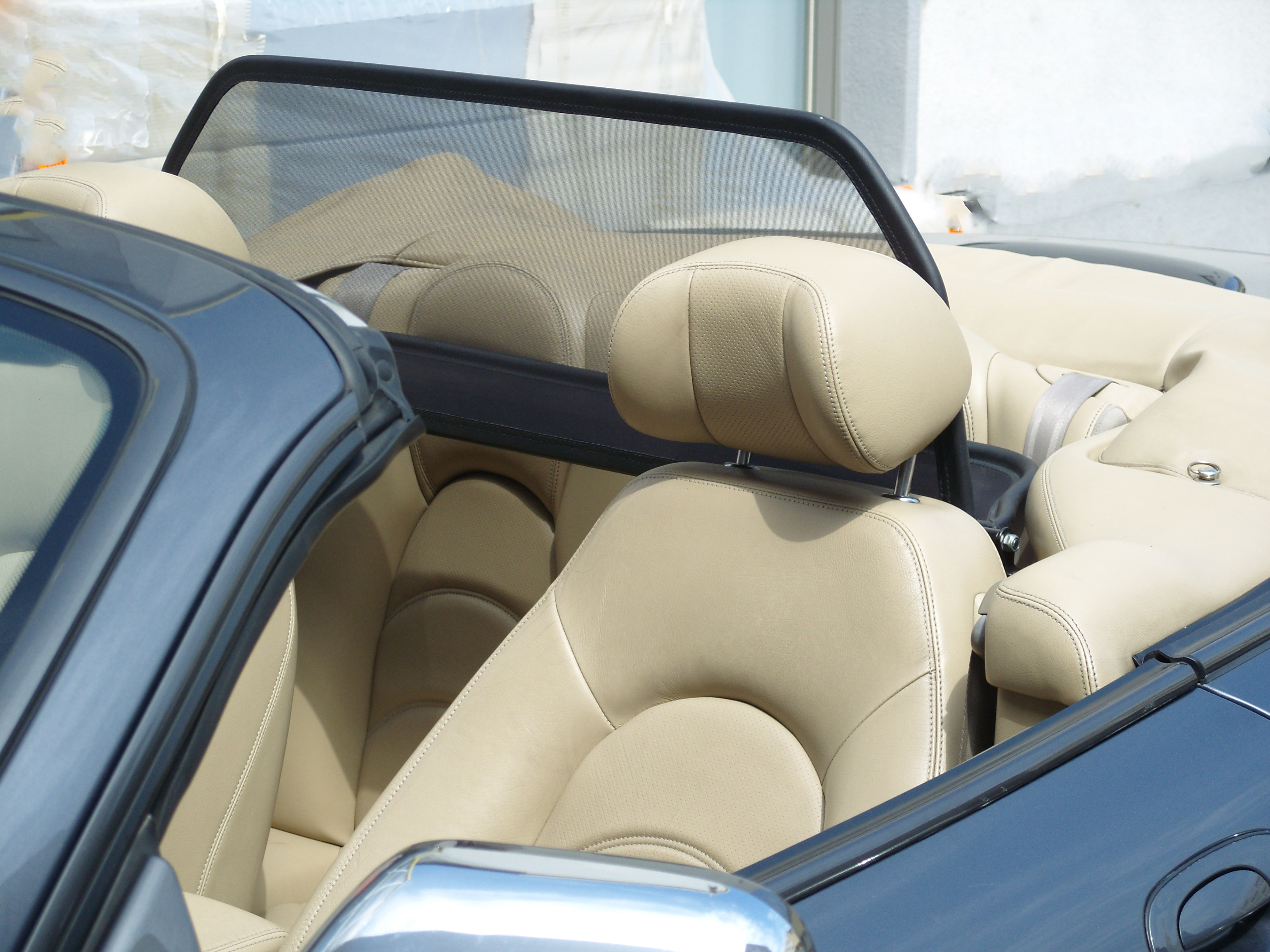1019_Jaguar-XK8-44