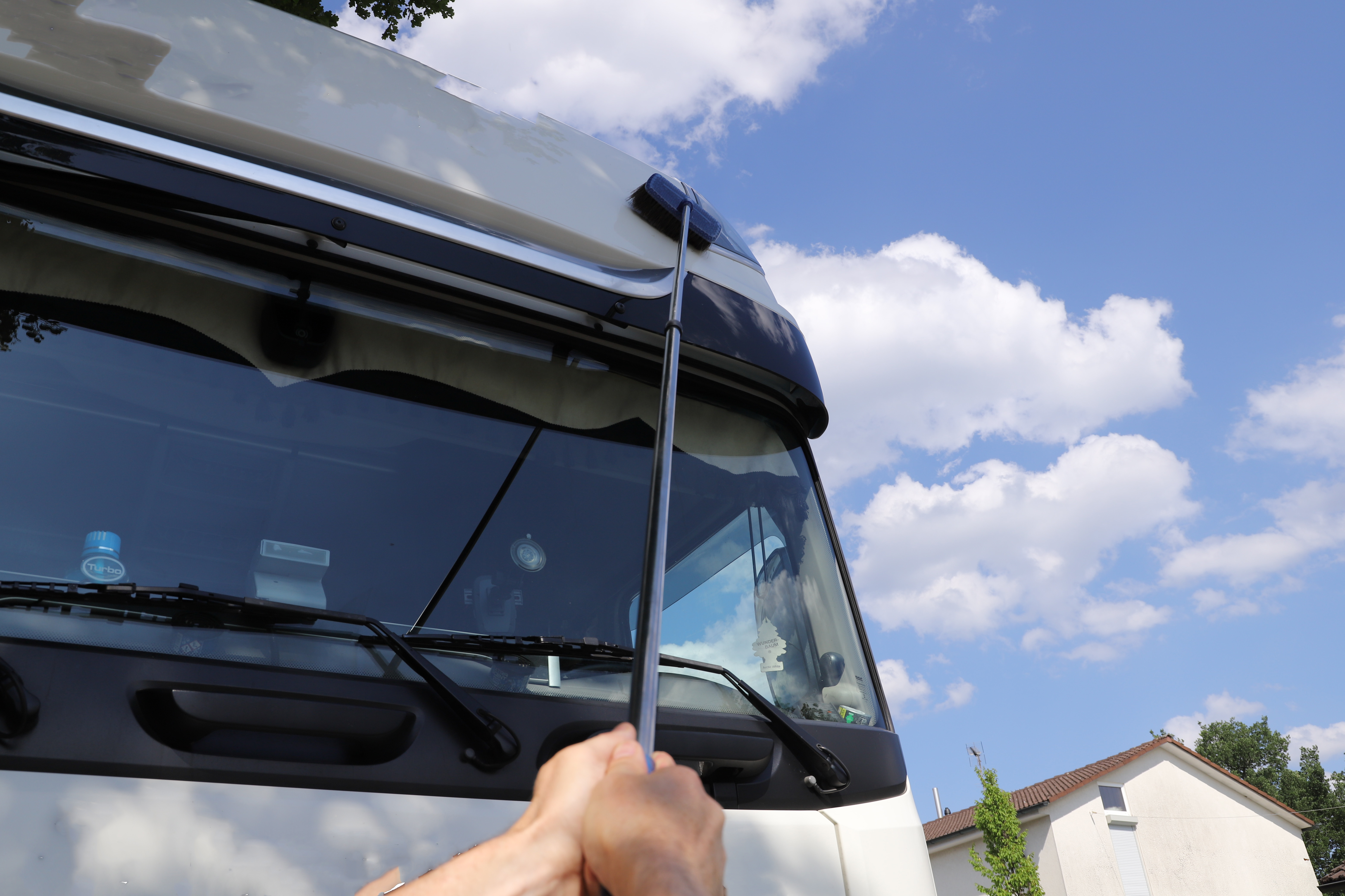 706032_Weyer-Waschb-rste-LKW-Anwendung-2