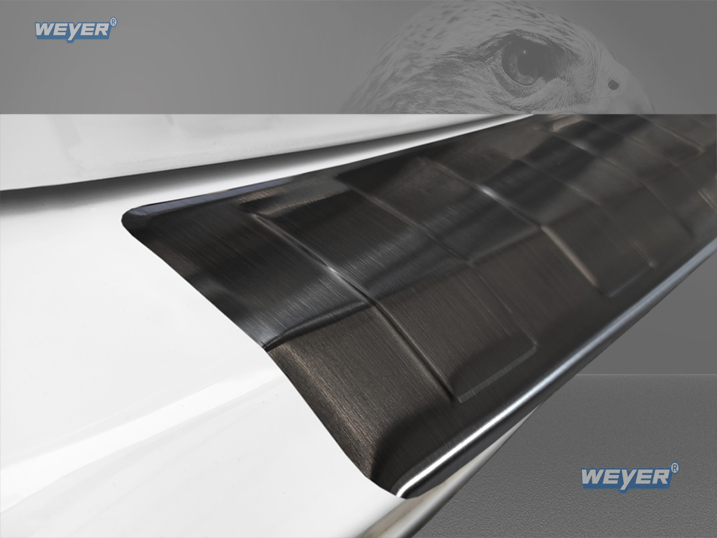 43266-Weyer-Ladekantenschutz-Mercedes-GLS-2-X167-graphit-blackline-6 MERCEDES GLS II X167 Year 2019> WEYER stainless steel rear bumper protection - graphite-/black Line