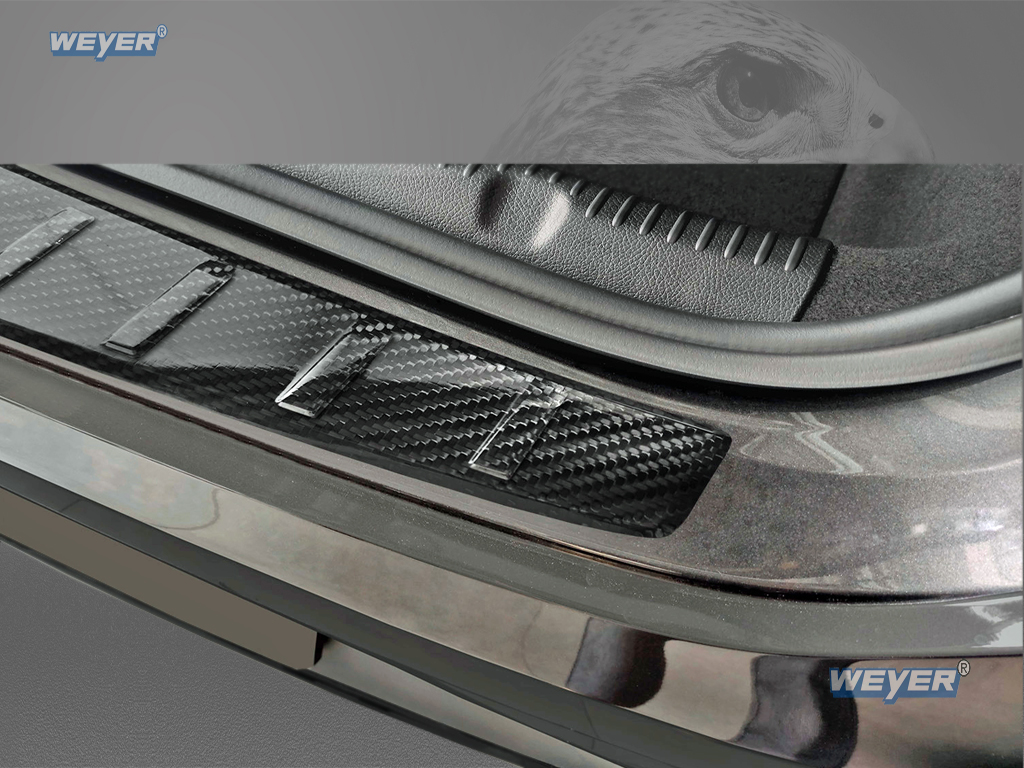 41311-Weyer-echt-carbon-Ladekantenschutz-Mercedes-Benz-EQE-V295-3