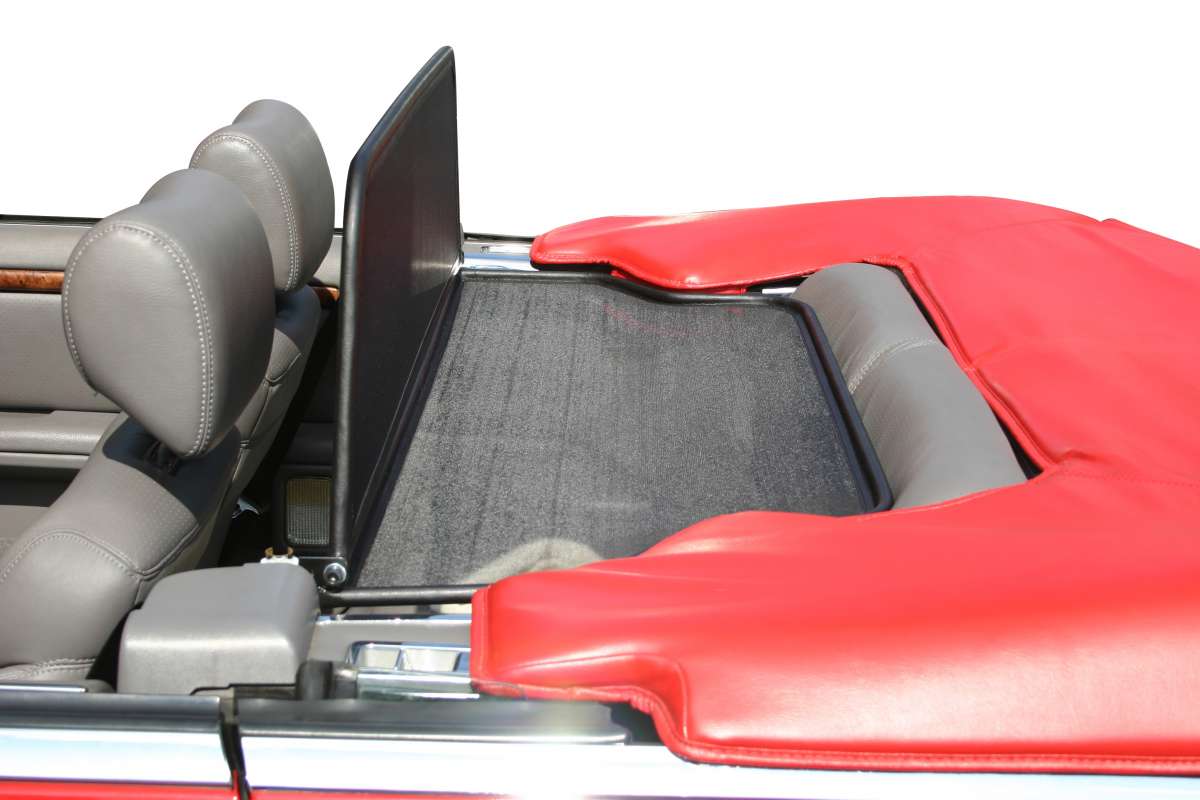 WI1073_Chrysler-le-baron-3_600x600-2x