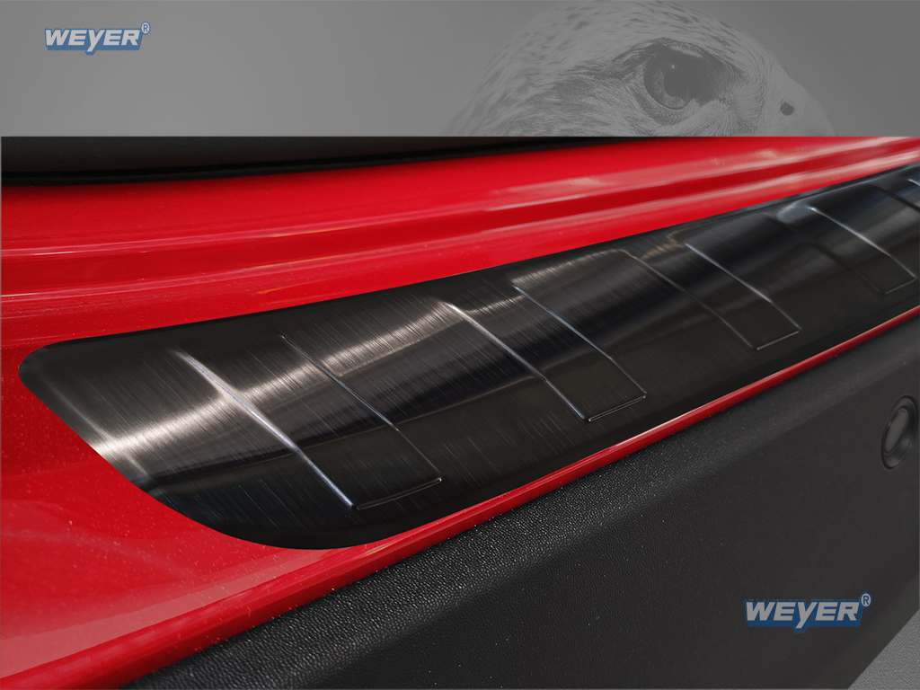 43179-Weyer-Edelstahl-Ladekantenschutz-Mercedes-GLA-2-H247-graphit-blackline-4 MERCEDES GLA II H247 Year 2020> WEYER stainless steel rear bumper protection - graphite-/black Line