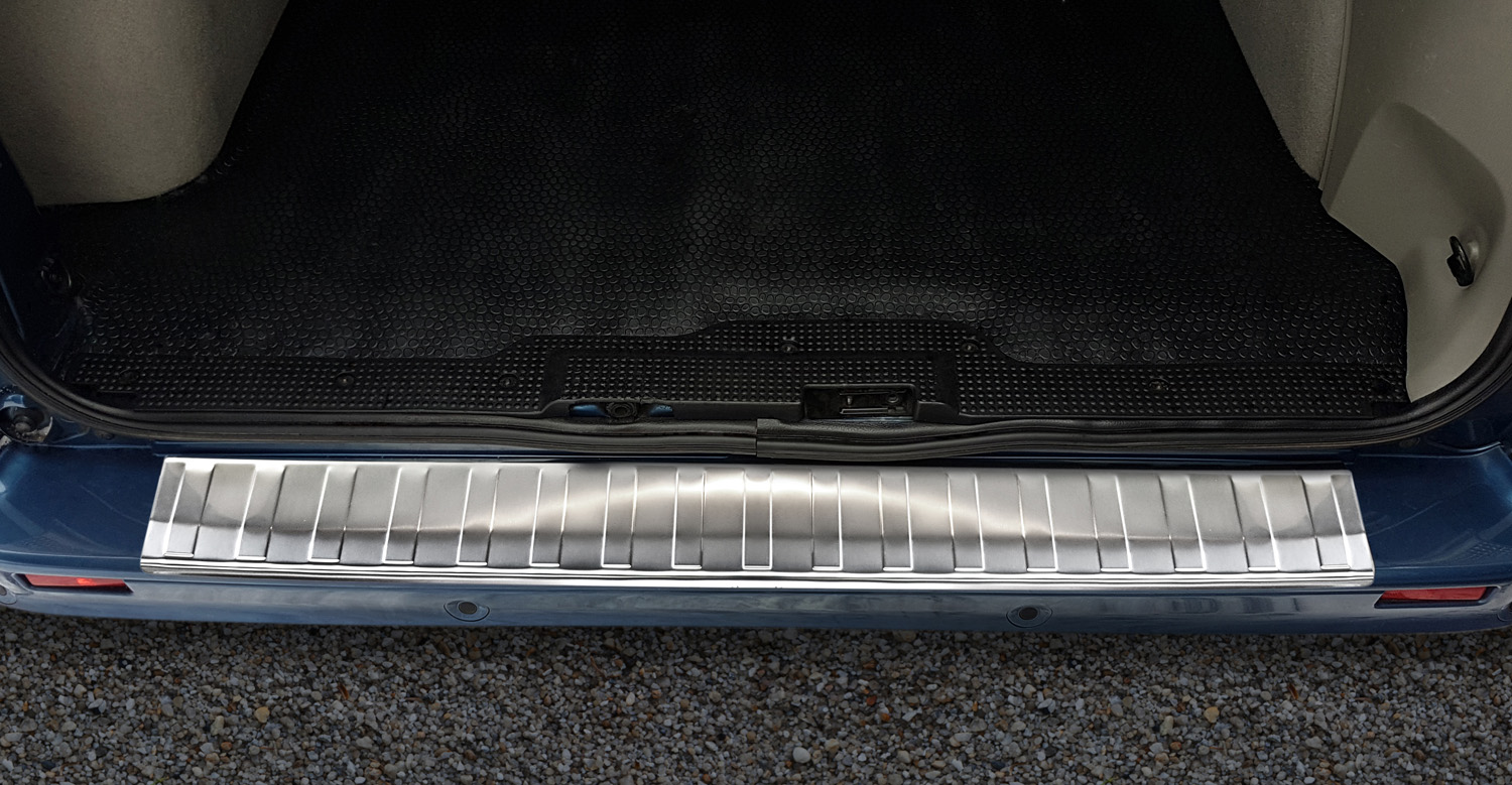 44704-Weyer-Ladekantenschutz-Renault-Traffic-Opel-Vivaro-5