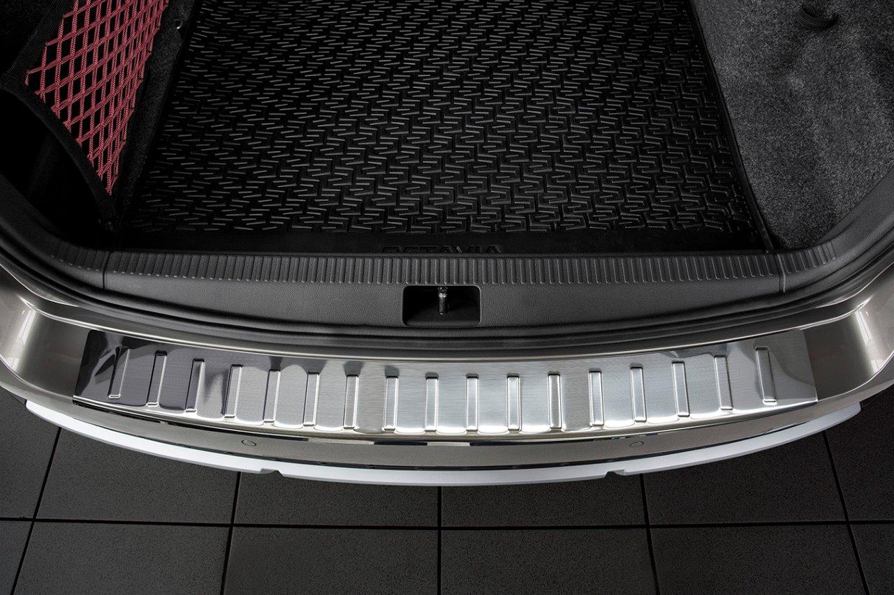 44785_Ladekantenschutz_Skoda-Octavia_Scout-2