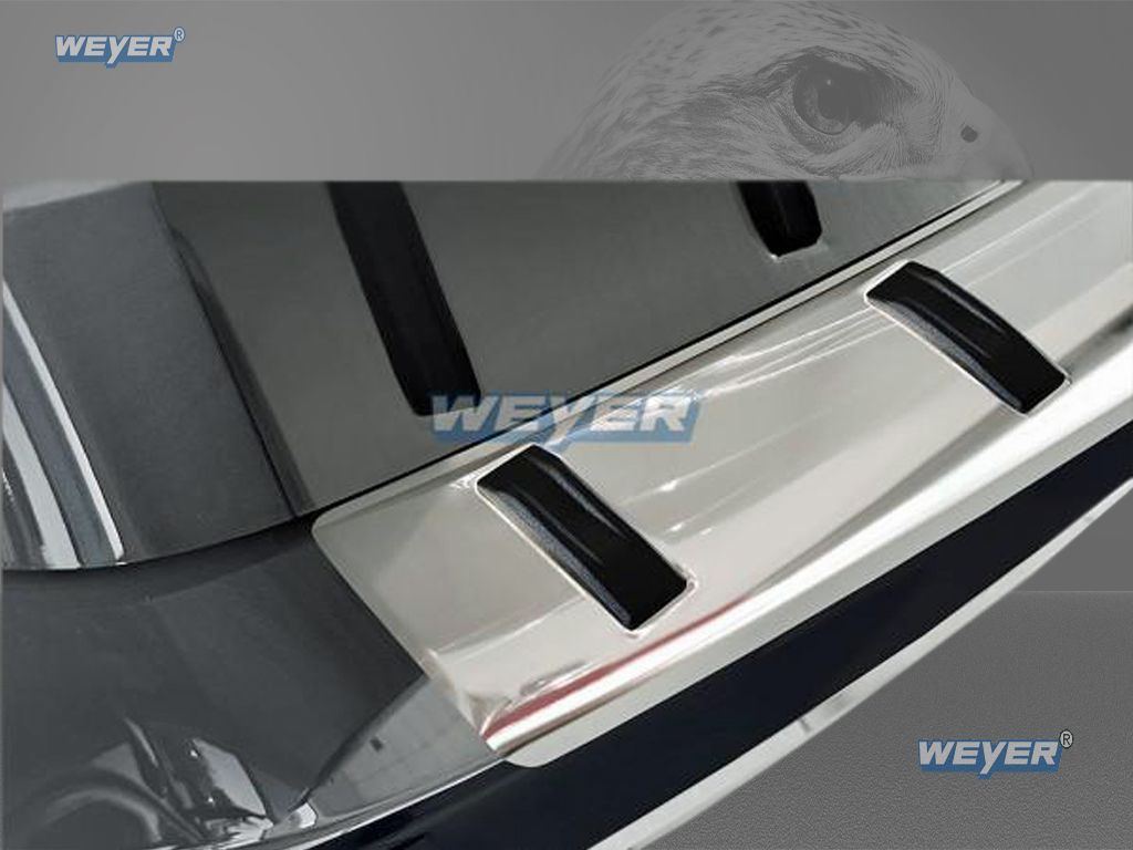 82017-Weyer-Edelstahl-Ladekantenschutz-Volvo-V60-Corss-Country-MAX-PRODECT-2