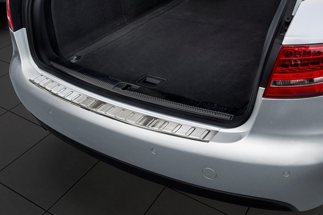 44504_Ladekantenschutz_Audi_A4_B8_Avant-2
